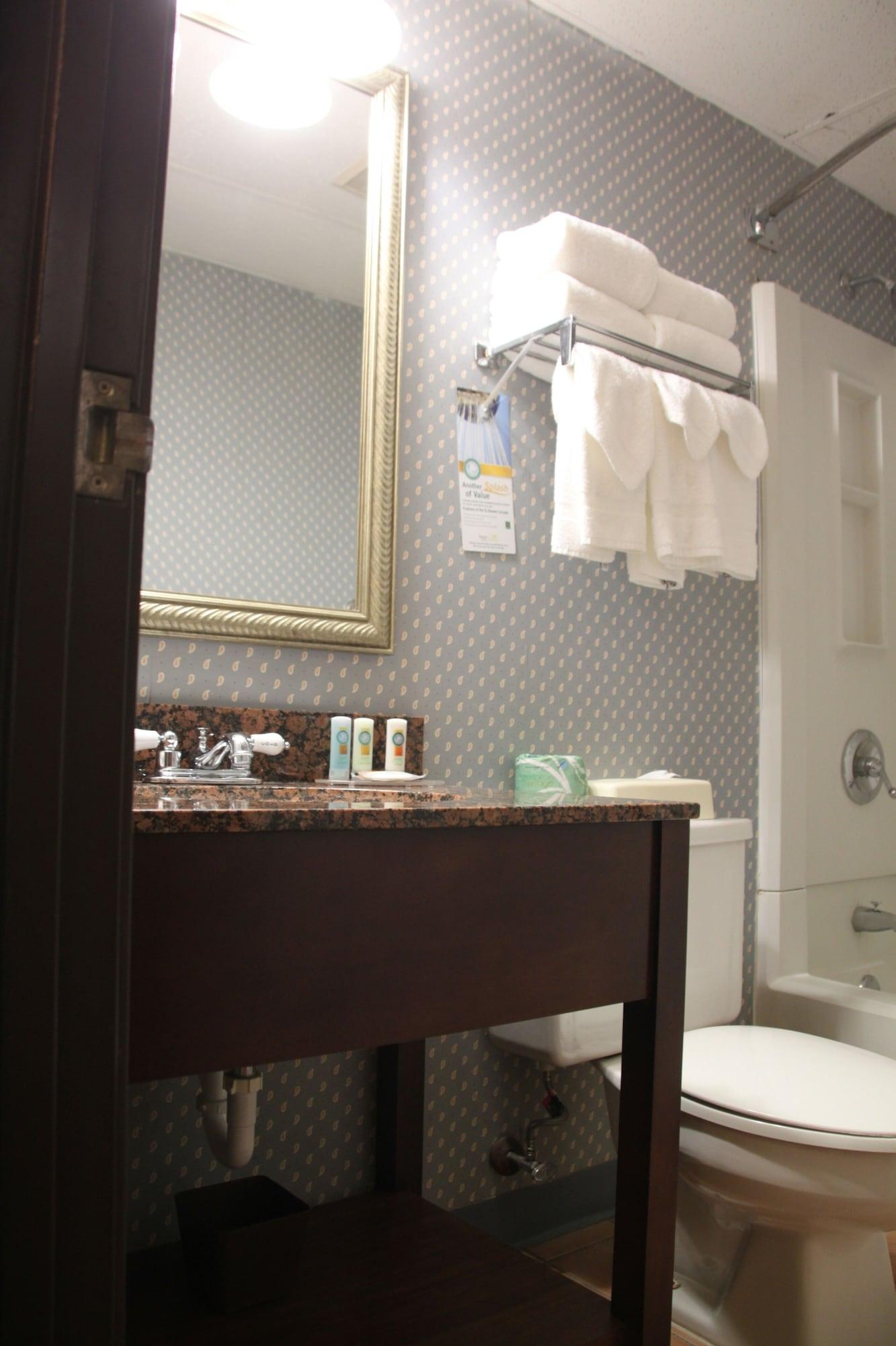 Quality Inn Cortland - University Area Extérieur photo