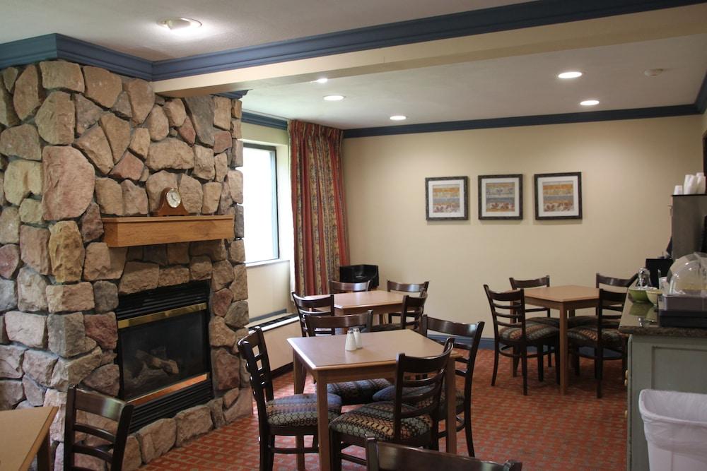 Quality Inn Cortland - University Area Extérieur photo