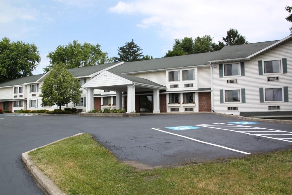 Quality Inn Cortland - University Area Extérieur photo