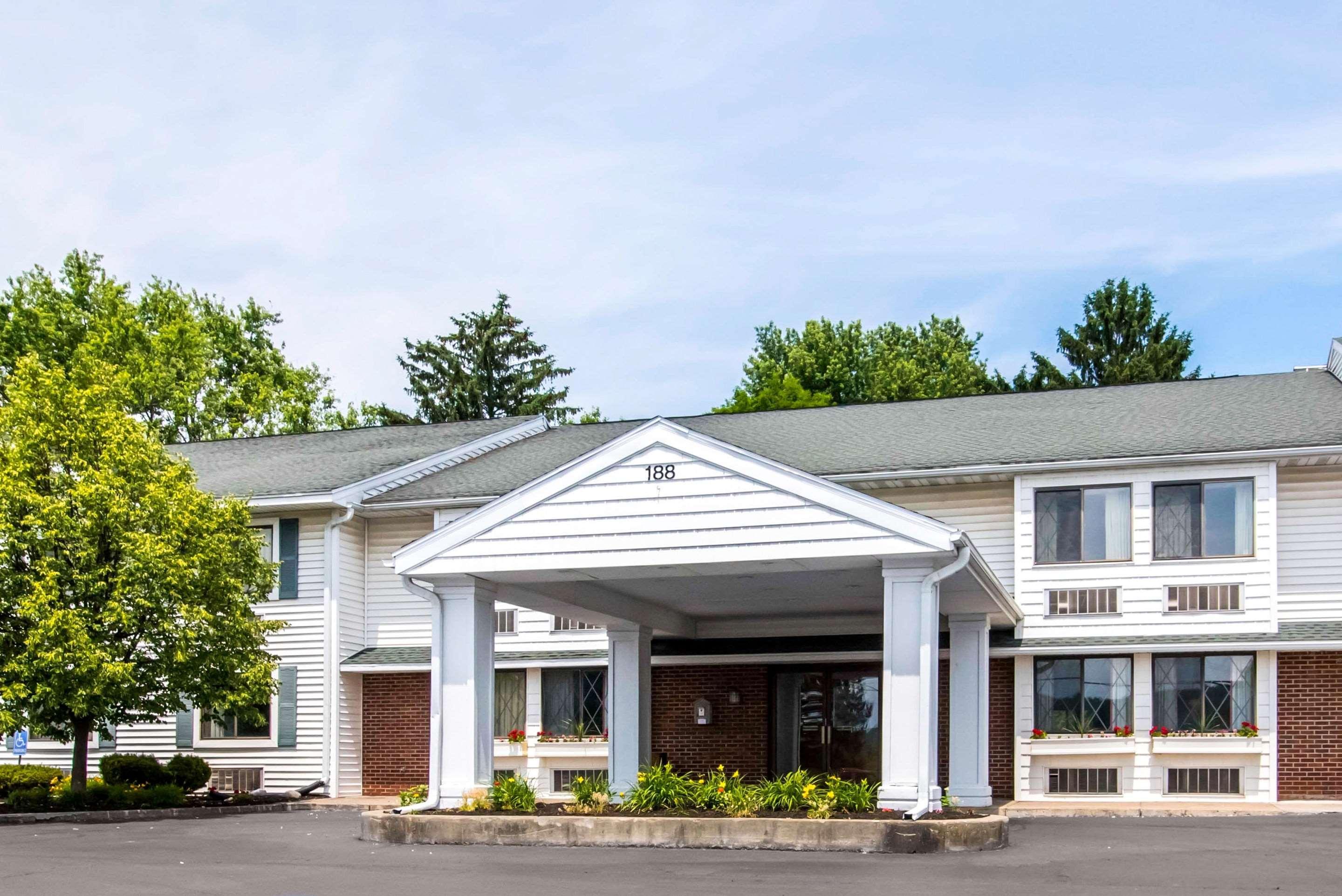 Quality Inn Cortland - University Area Extérieur photo