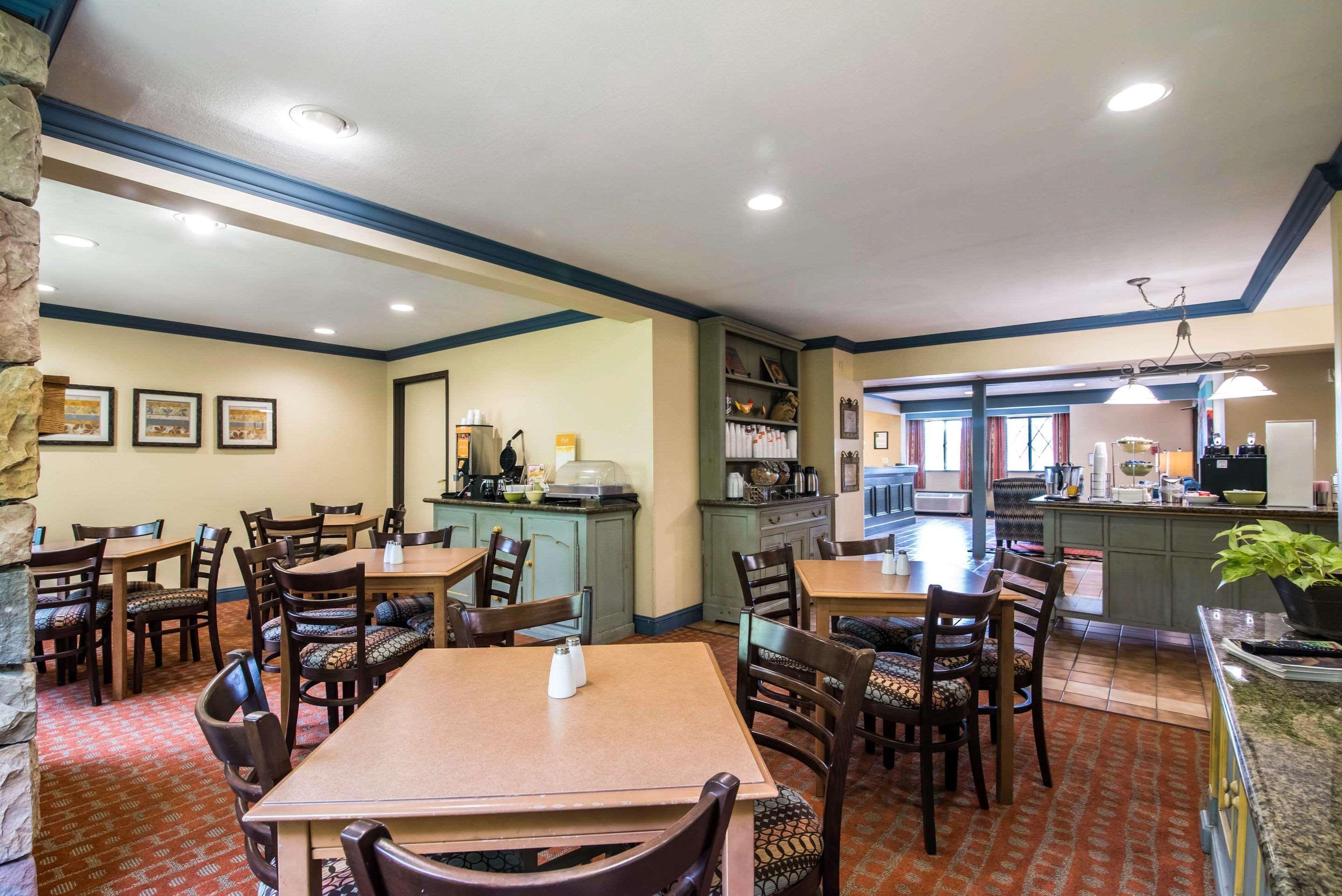 Quality Inn Cortland - University Area Extérieur photo