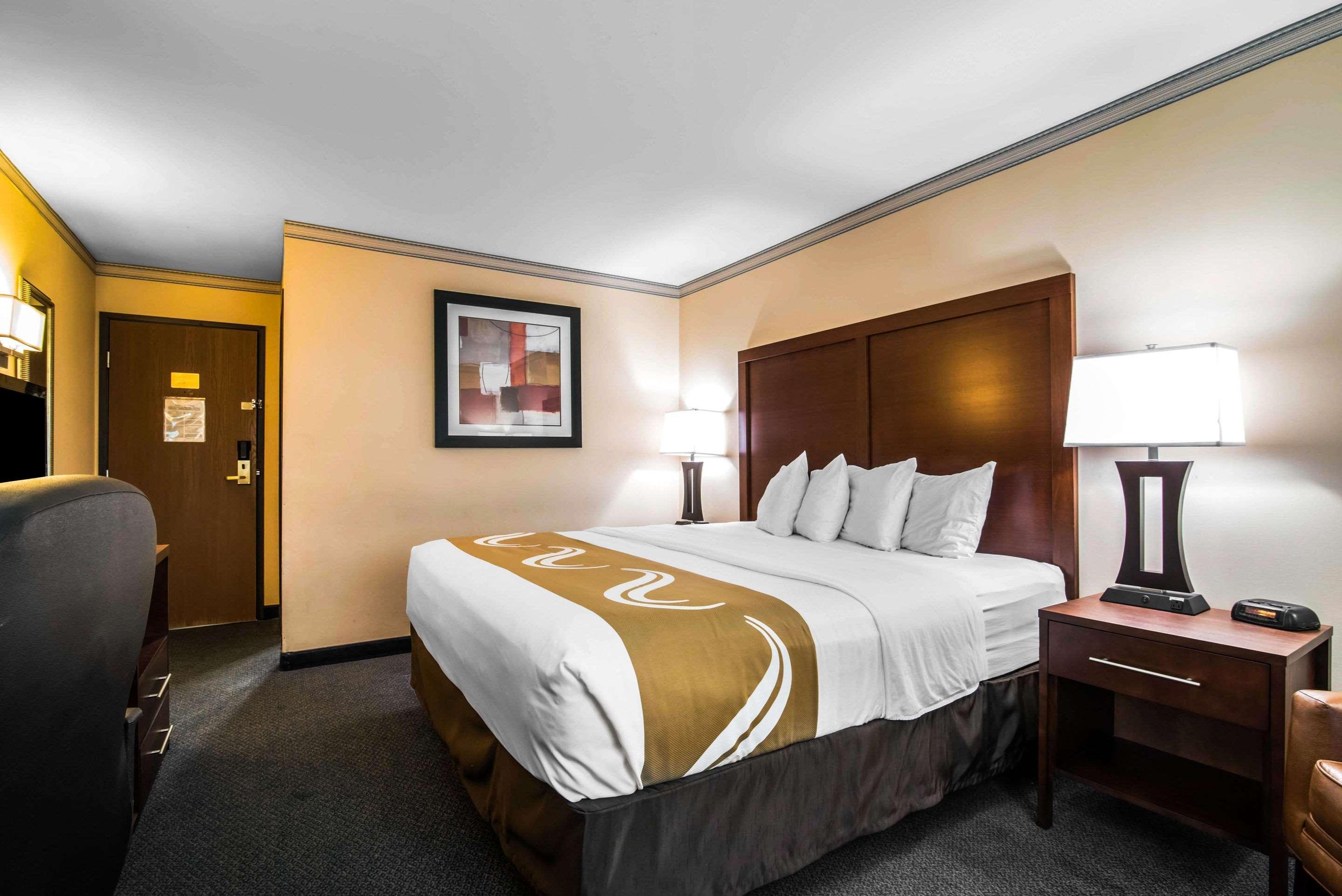 Quality Inn Cortland - University Area Extérieur photo